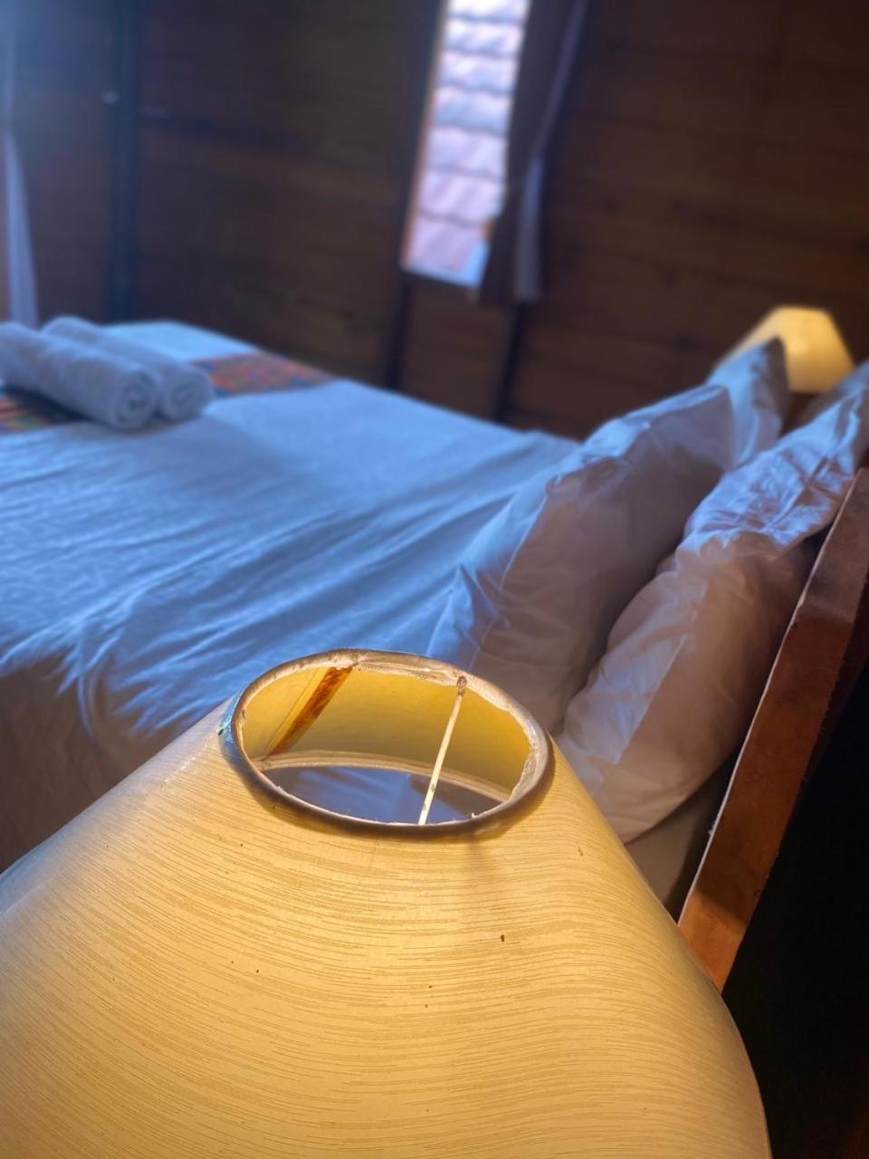 Uma D'Nyuh Homestay Singaraja Buitenkant foto